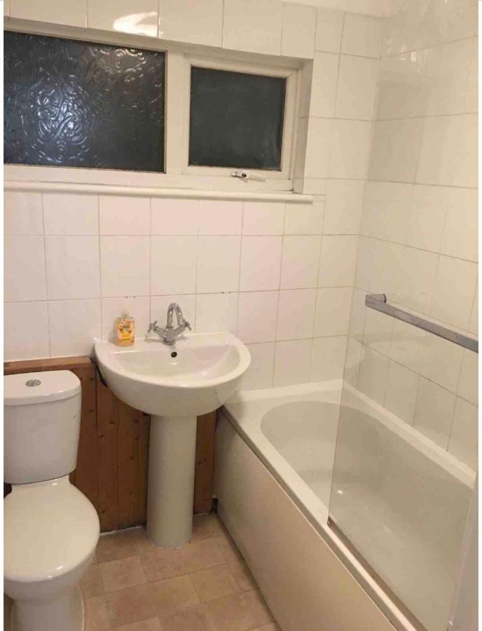 Eastbourne Large Double Room With Wifi & Kitchen 波尔盖特 外观 照片